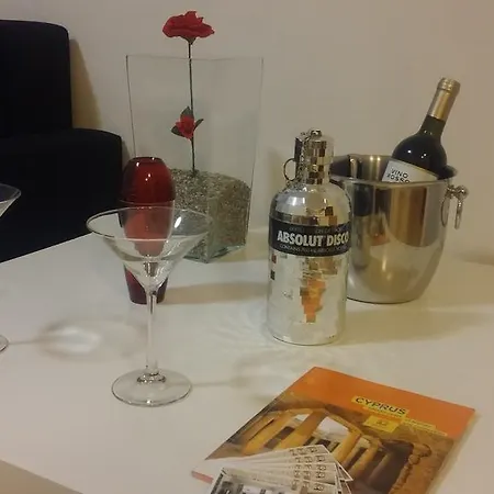 Appartamento Ledras Town Center